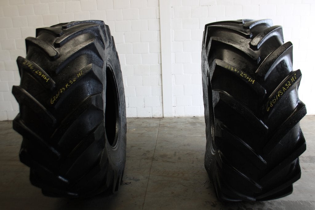 680/75R32 Michelin XM28 25mm 2 STUKS, Zakelijke goederen, Agrarisch | Onderdelen | Banden, Velgen en Assen, Ophalen
