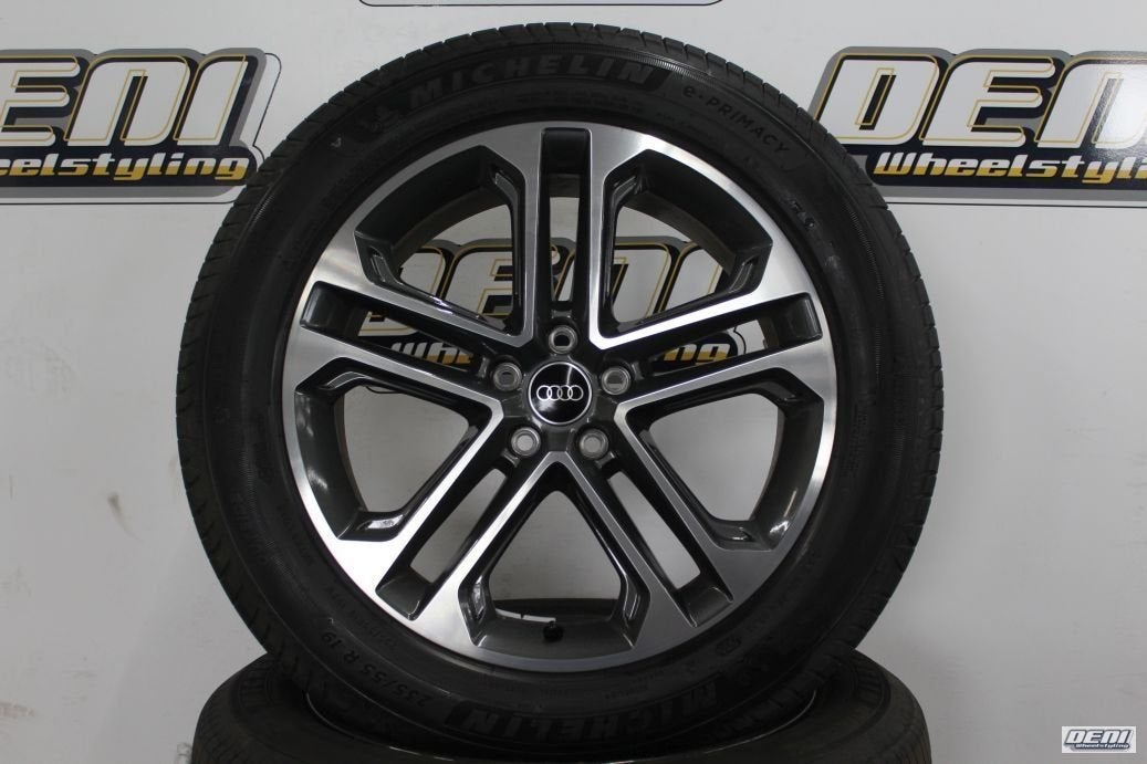 19" Audi Q5 Velgenset Antraciet met Michelin AO Nieuw, 19 inch, Gebruikt, -, -