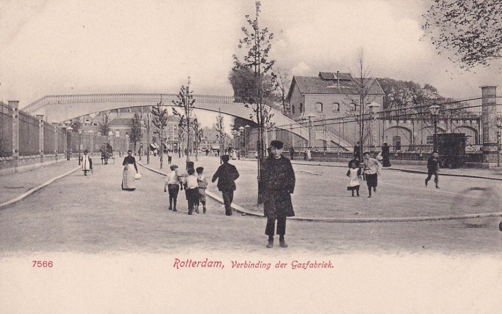 728S Rotterdam Lusthofstraat gezien -> luchtbrug Gasfabriek, Ophalen of Verzenden, Voor 1920, Ongelopen, Zuid-Holland