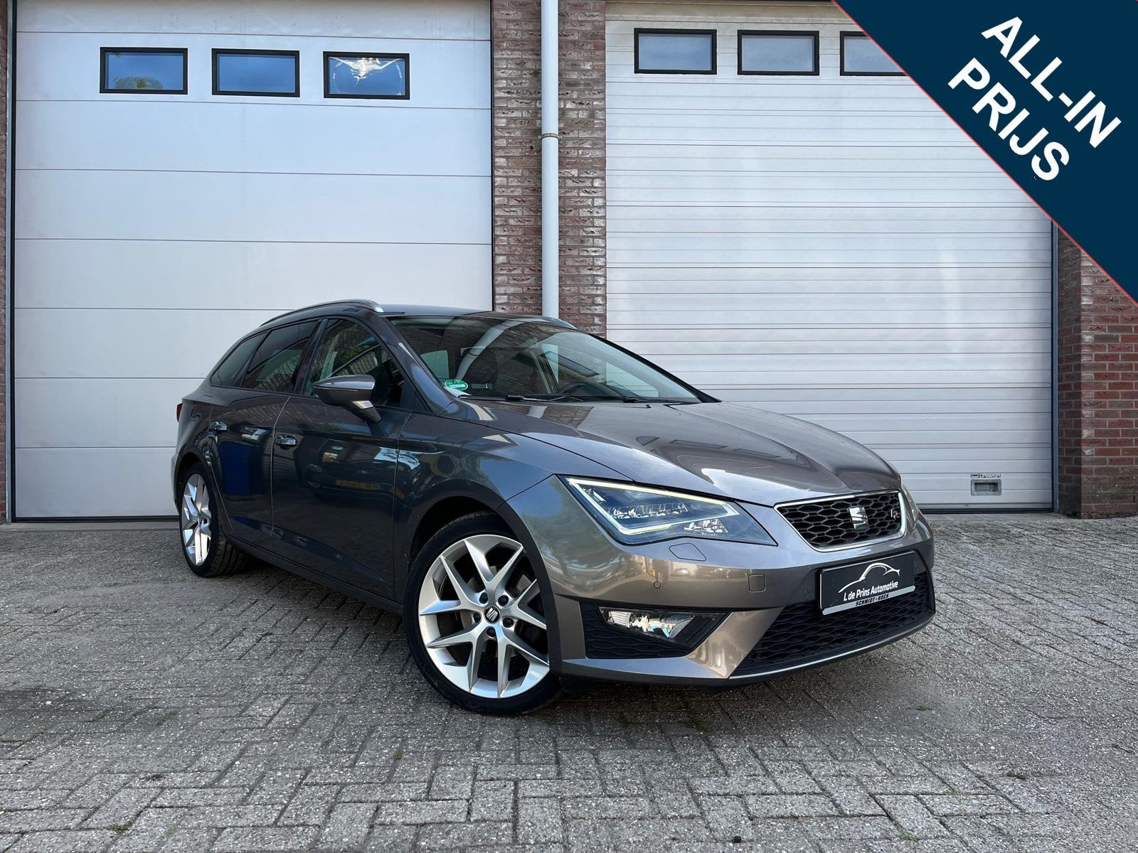 SEAT Leon ST 1.4 TSI FR Half leer/Half Alcantara/ Mooie uitv, Auto's, Voorwielaandrijving, 4 cilinders, Met garantie (alle), Leon