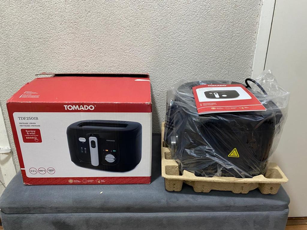 Tomado friteuse, Witgoed en Apparatuur, 4 liter of meer, Ophalen of Verzenden, Zo goed als nieuw