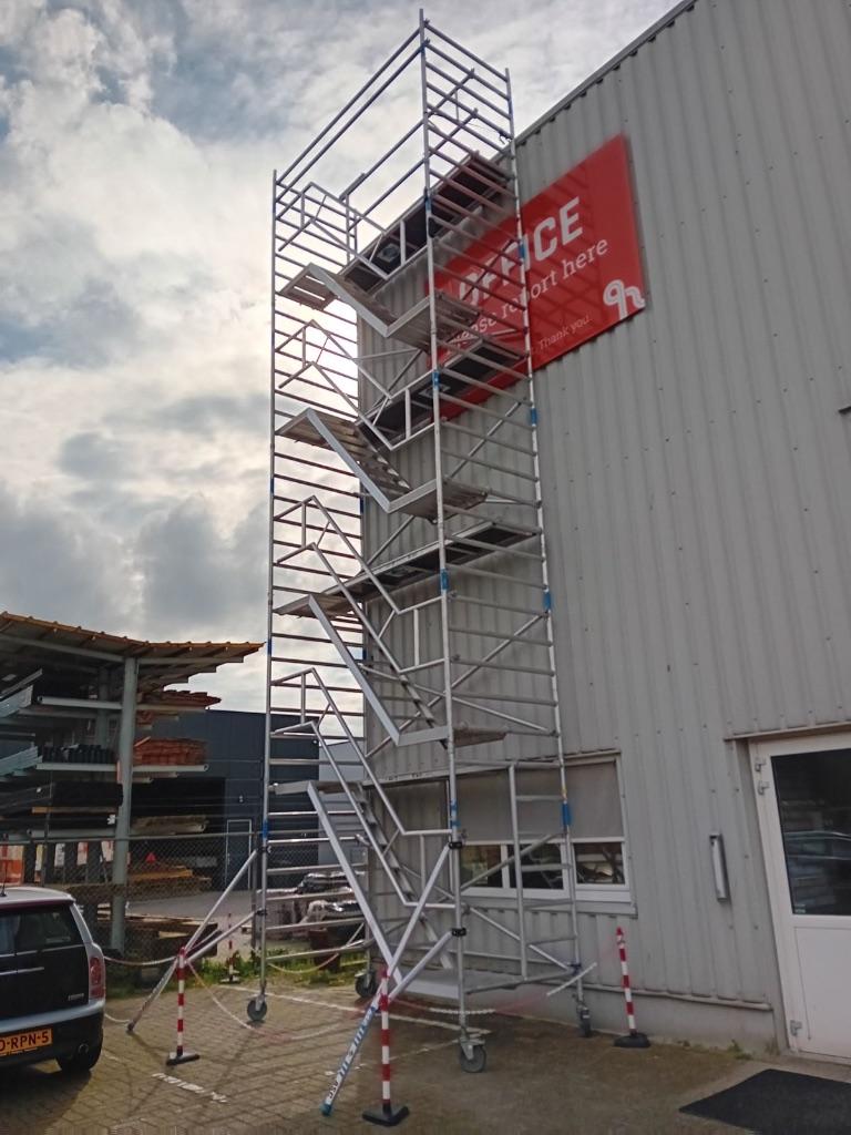 Steigers en valbeveiliging te koop – Complete partij, Ophalen of Verzenden, Overige typen, Minder dan 2 meter