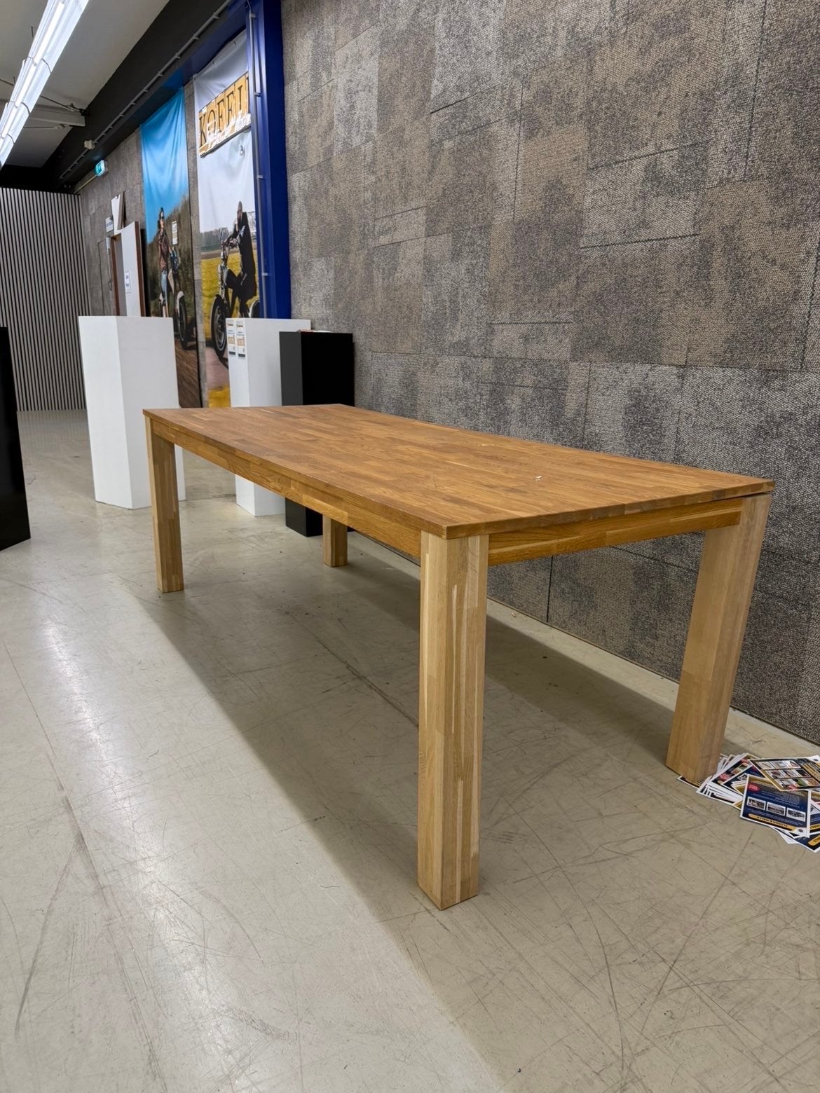 Robuuste eikenhouten eettafel - Zo goed als nieuw, Ophalen, Eikenhout, 200 cm of meer, 50 tot 100 cm