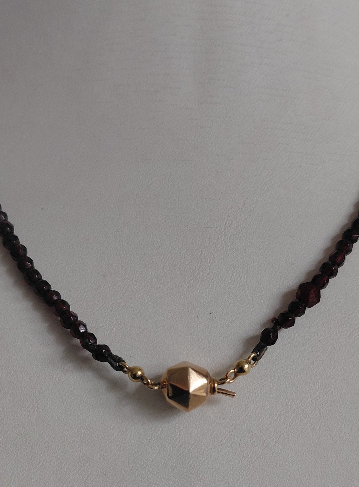Granaat ketting met gouden sluiting, Sieraden, Tassen en Uiterlijk, Verzenden, Goud, Ketting, Met edelsteen