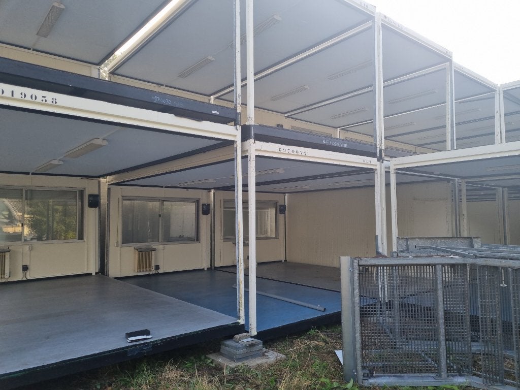 12 Goedkope Units De Meeuw Kombi Units Woonunit Magazijn, Zakelijke goederen, Ophalen