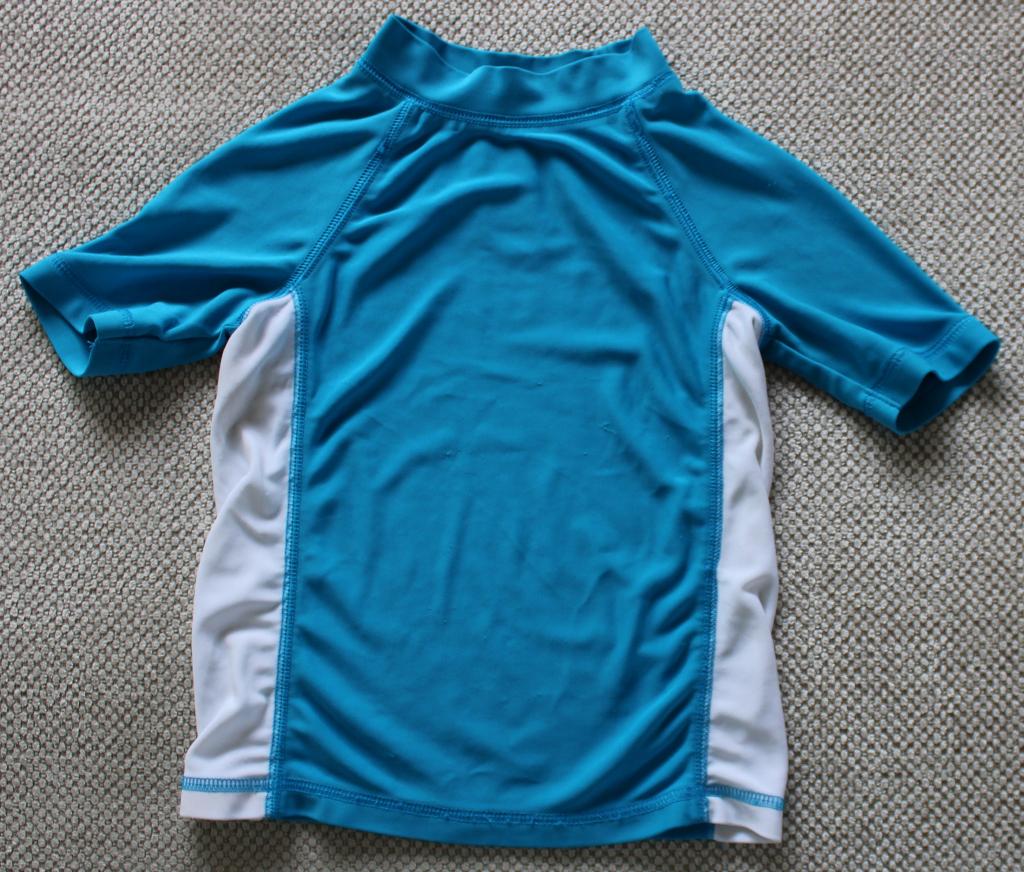 UV-shirt van Circo maat 2T, Kinderen en Baby's, Kinderkleding | Maat 92, Gebruikt, Circo, Sport- of Zwemkleding, Ophalen of Verzenden