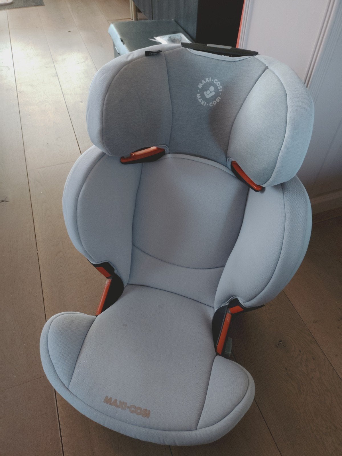 Maxi Cosi Rodifix autostoel - lichtgrijs, Isofix, Ophalen, Gebruikt, 15 t/m 36 kg, Isofix