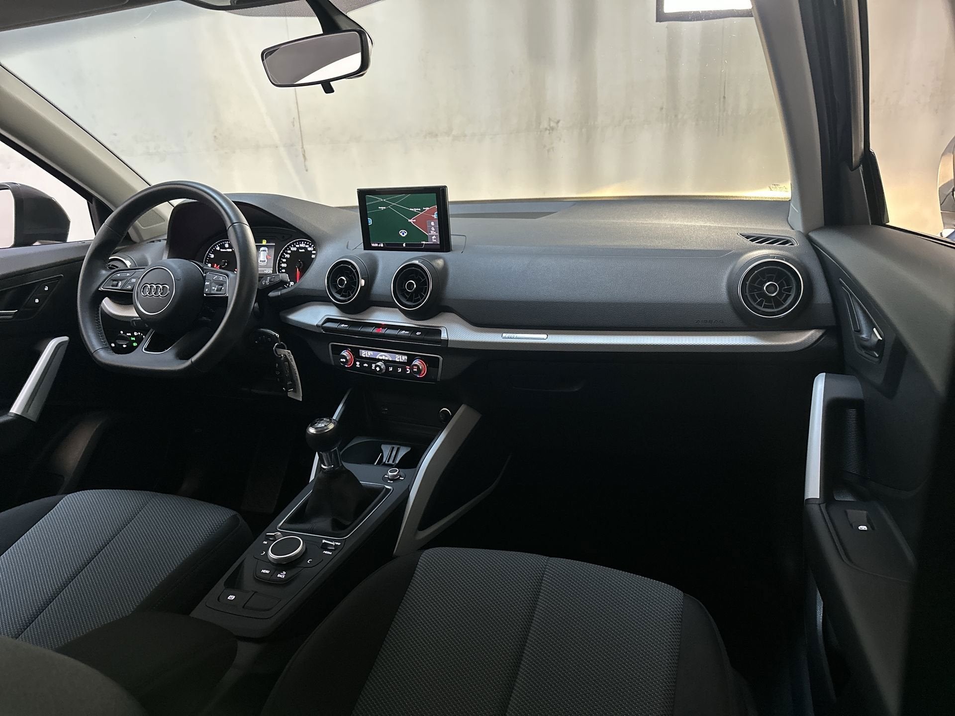 Audi Q2 30 TFSI Pro Line Navigatie App-Connect DAB+, Auto's, Voorwielaandrijving, Dealer onderhouden, Stof, Gebruikt
