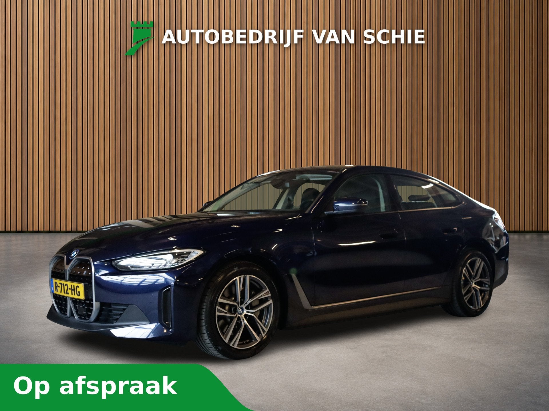 BMW i4 eDrive40 84 kWh 3-Fase 1e-Eig. & Dealer-Onderh BOVAG-, Achterwielaandrijving, Gebruikt, Blauw, 340 pk