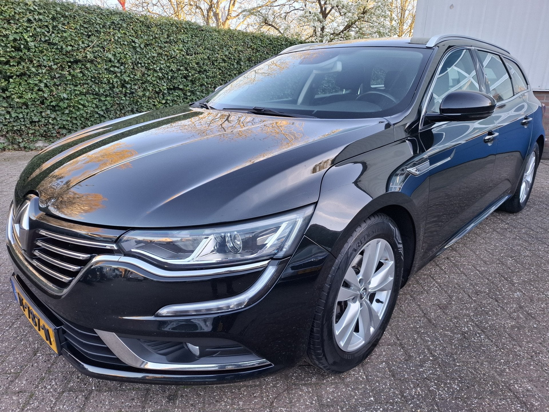 Renault Talisman Estate 1.6 TCe Zen CLIMAT/CRUISE/PDC/NAVI 1, Auto's, Renault, Gebruikt, Euro 6, 4 cilinders, 1465 kg