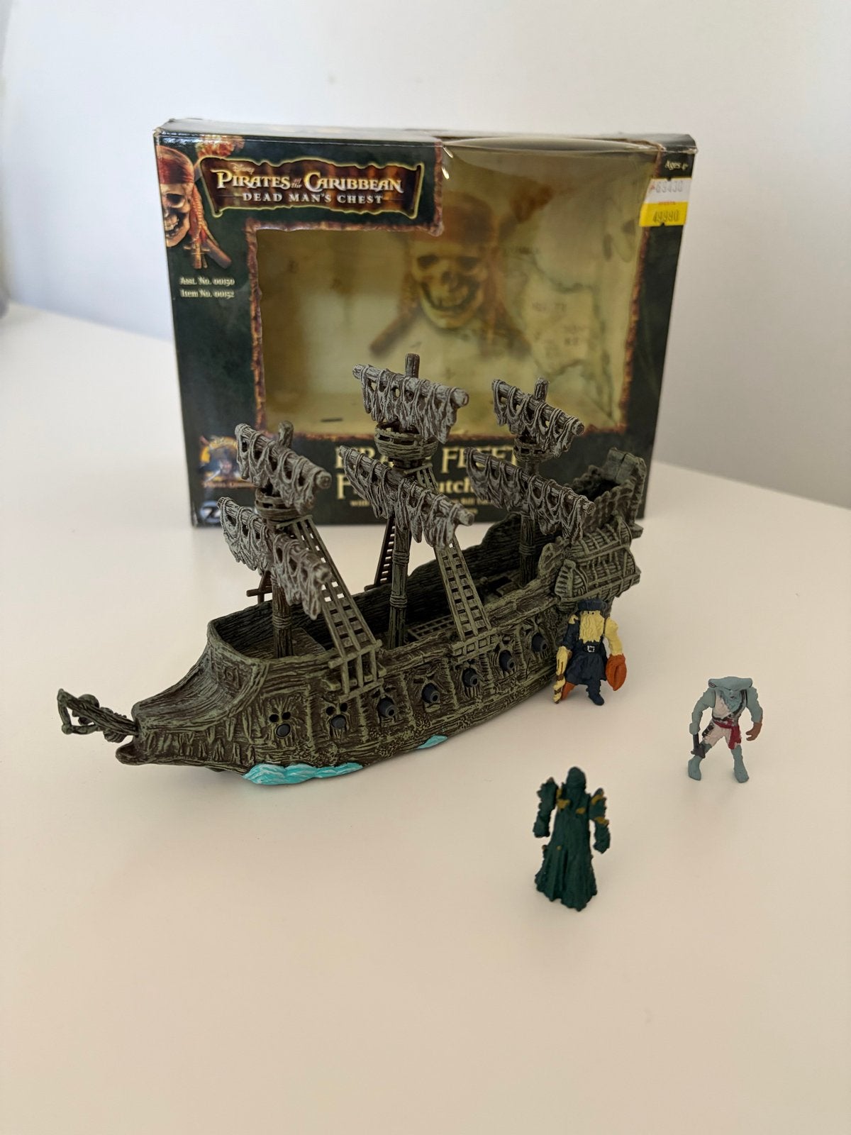 Pirates of the Caribbean Flying Dutchman met figuren, Verzenden, Zo goed als nieuw