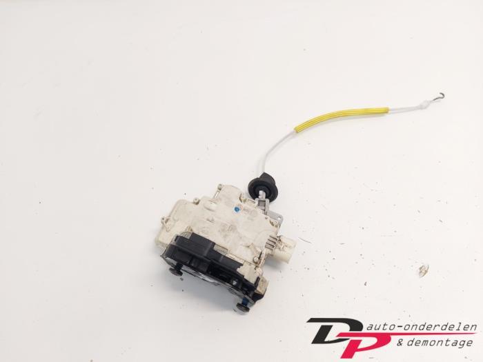 Deurslot Mechaniek 4Deurs rechts-achter van een Audi A4, Gebruikt, -, -, -