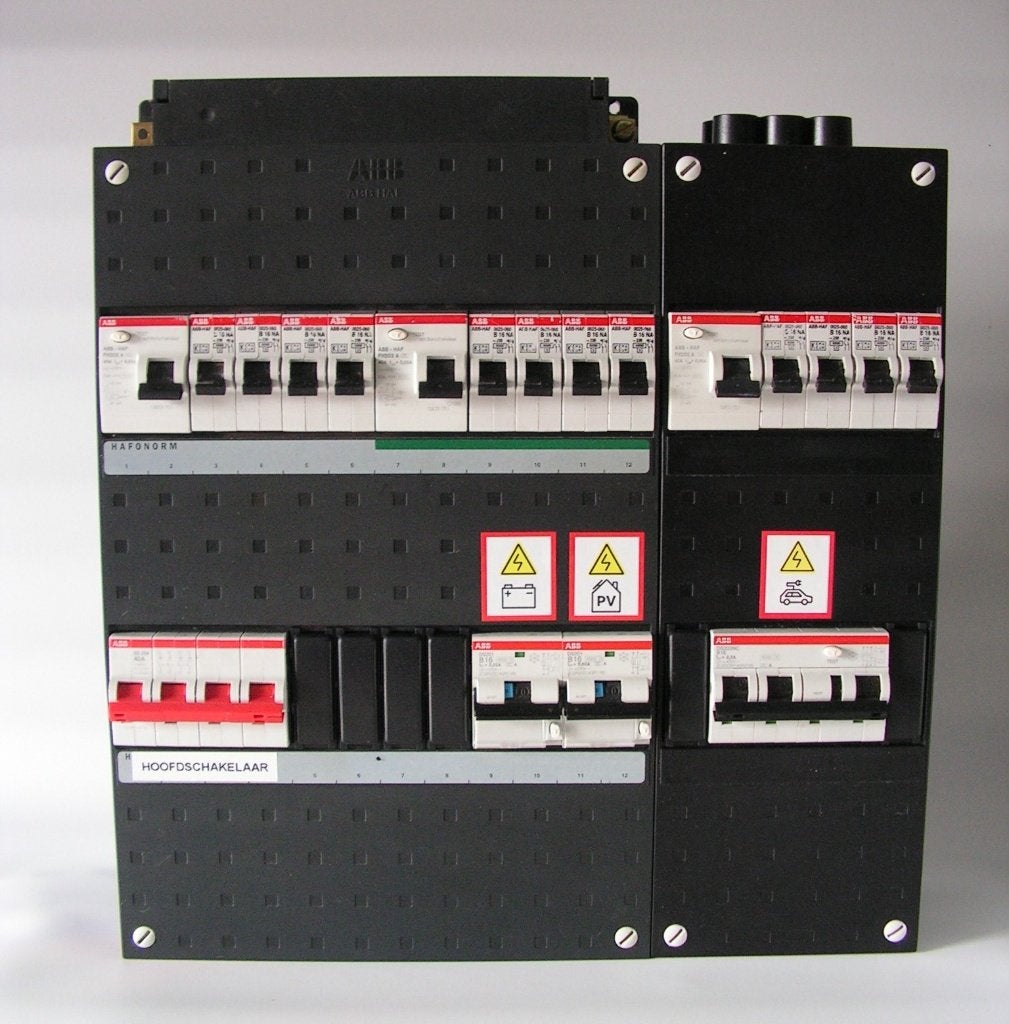 ABB busboard 3-fase 12 groepenkast met TB + PV + EV, Doe-het-zelf en Verbouw, Ophalen of Verzenden, Zo goed als nieuw, ABB, Groepenkast