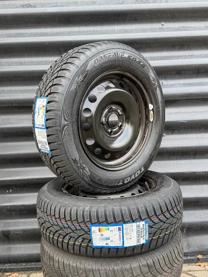 16 orig staal ford puma 2024 velgen NWE winterbanden, Ophalen, Gebruikt, 16 inch, Banden en Velgen