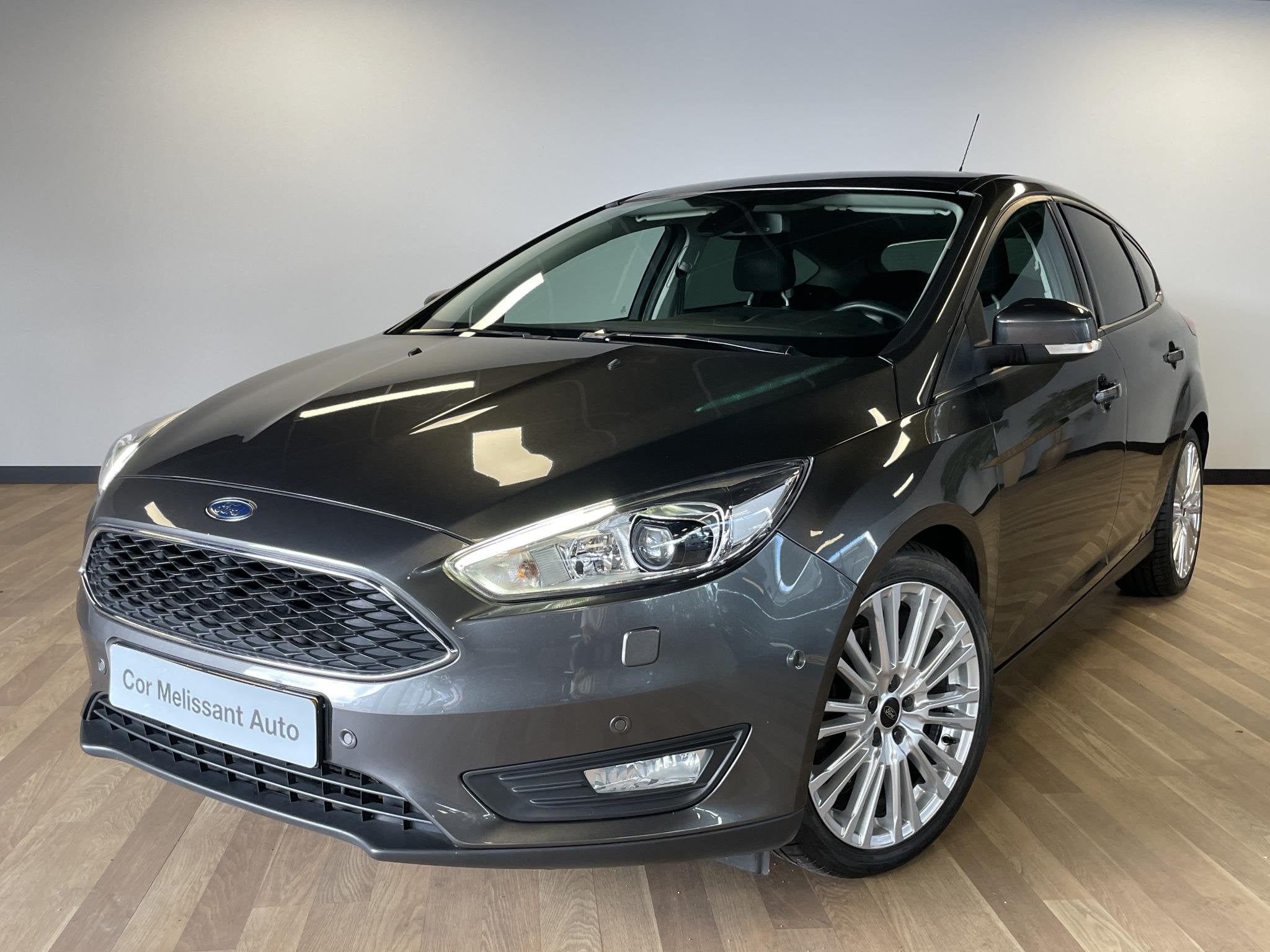 Ford Focus 1.5 Titanium Edition AUTOMAAT/ PARKEERHULP/CRUISE, Auto's, Stof, 4 cilinders, Bedrijf, Start-stop-systeem