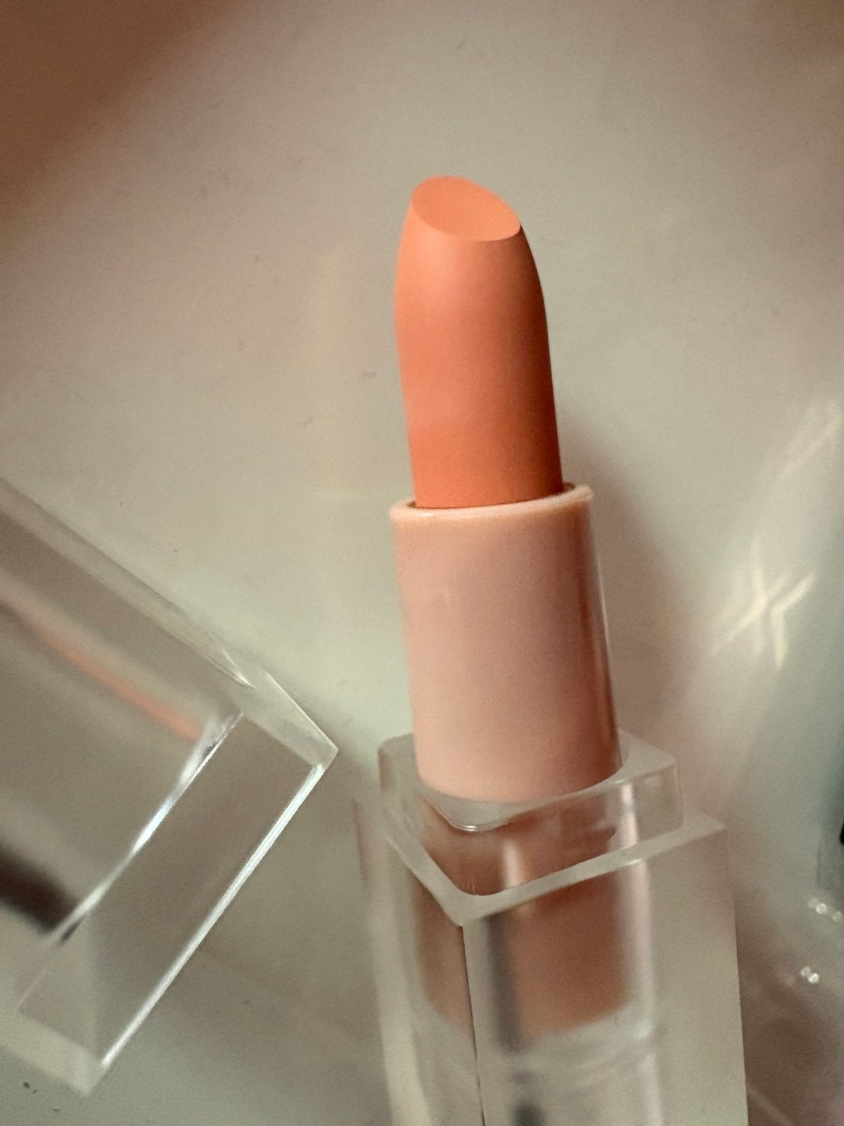 KKW beauty lipstick NIEUW peach nude huda tarte fenty dior, Ophalen of Verzenden, Zo goed als nieuw, Rood, Lippen