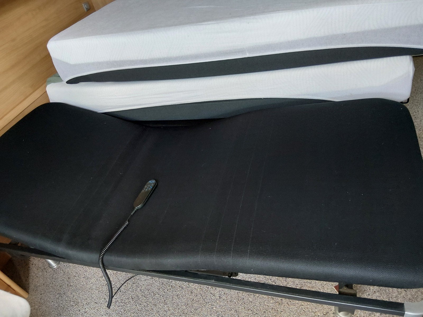 M Line Elektrische Beklede Lattenbodem 90x210, Ophalen, Verstelbaar, 90 cm, Eenpersoons