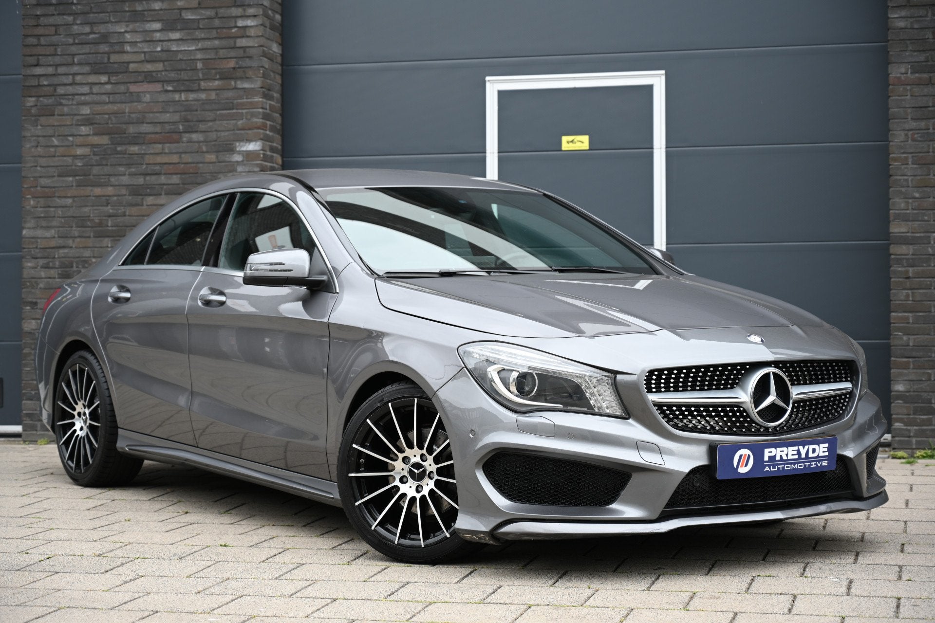 Mercedes-Benz CLA-Klasse 180 Prestige AMG (bj 2016), Auto's, Mercedes-Benz, Euro 6, 4 cilinders, 715 kg, 122 pk