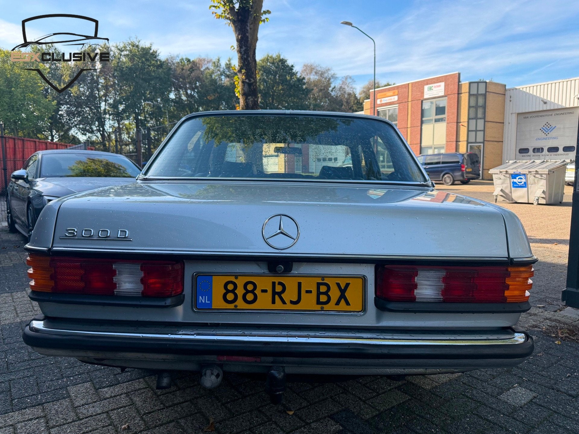 Mercedes-Benz 200-280 (W123) 300 D 5 cyl Automaat, Auto's, Achterwielaandrijving, Gebruikt, Leder, Sedan