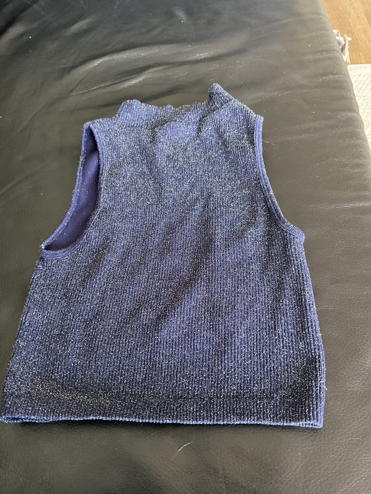PULL & BEAR top blauw met glitter xs, Kleding | Dames, Tops, Blauw, Ophalen of Verzenden, Zonder mouw, Maat 34 (XS) of kleiner