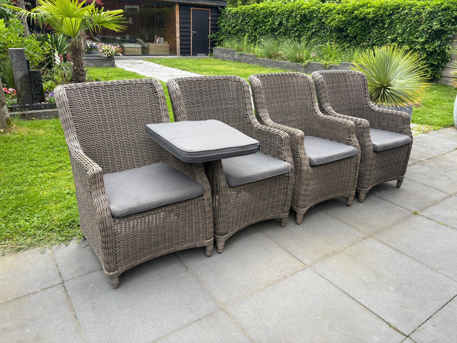 4 heerlijk ruime tuinstoelen van Intratuin incl SUNS kussens, Ophalen, Gebruikt, Wicker