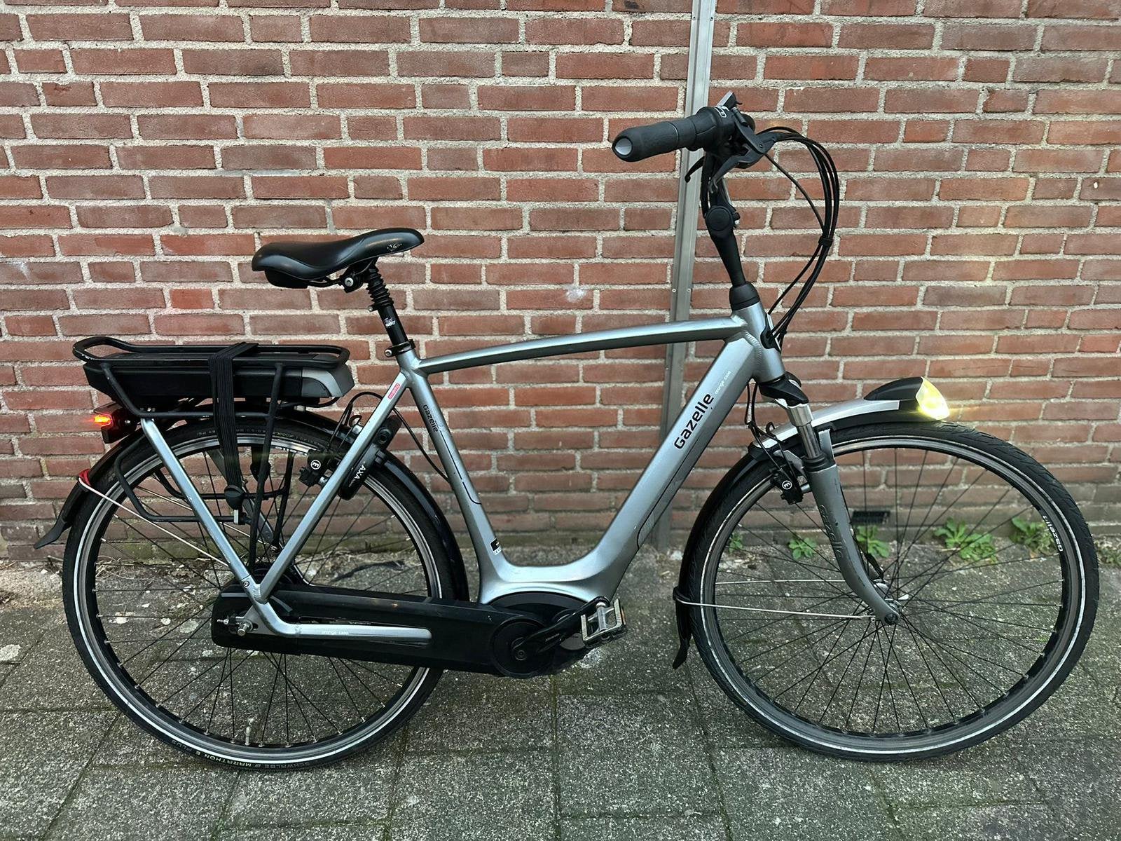 Elektrische Gazelle C330 Bosch Middenmotor, Ophalen, 53 tot 56 cm, Versnellingen, Zo goed als nieuw