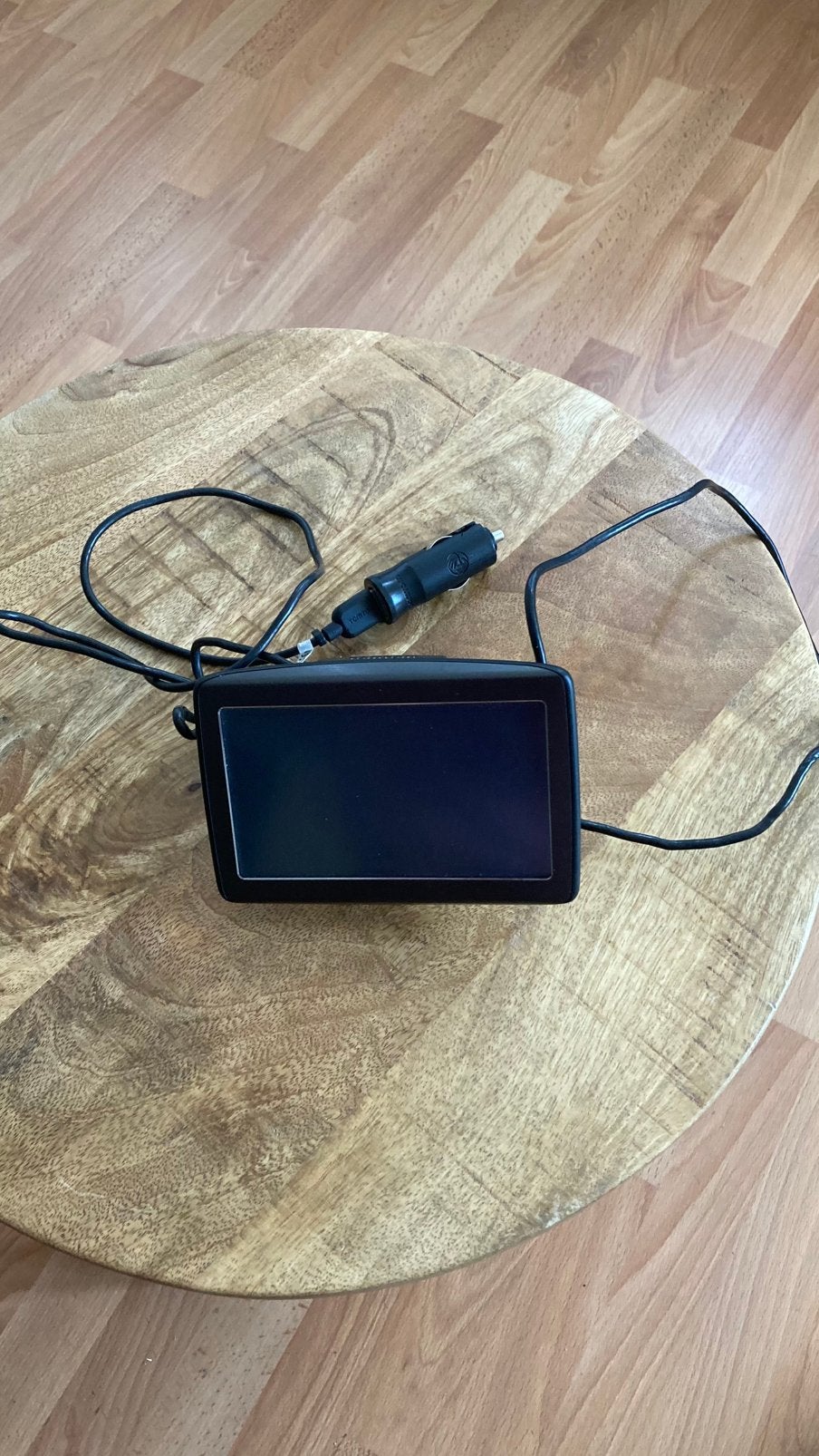 TomTom Navigatiesysteem (Model: 4EH52)met Bluetooth, Ophalen of Verzenden, Zo goed als nieuw