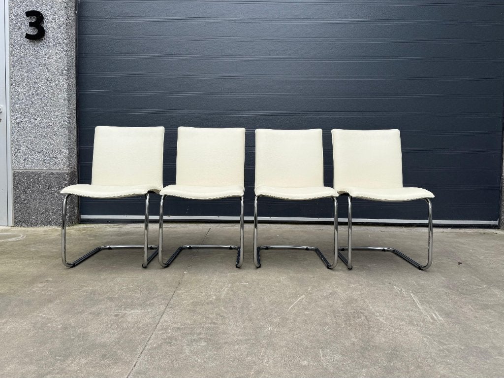 4x Leolux Freyr eetkamerstoelen in nieuwstaat, Wit, Vitra togo ligne sede artifort jori cassina italia fritz knoll, Ophalen of Verzenden