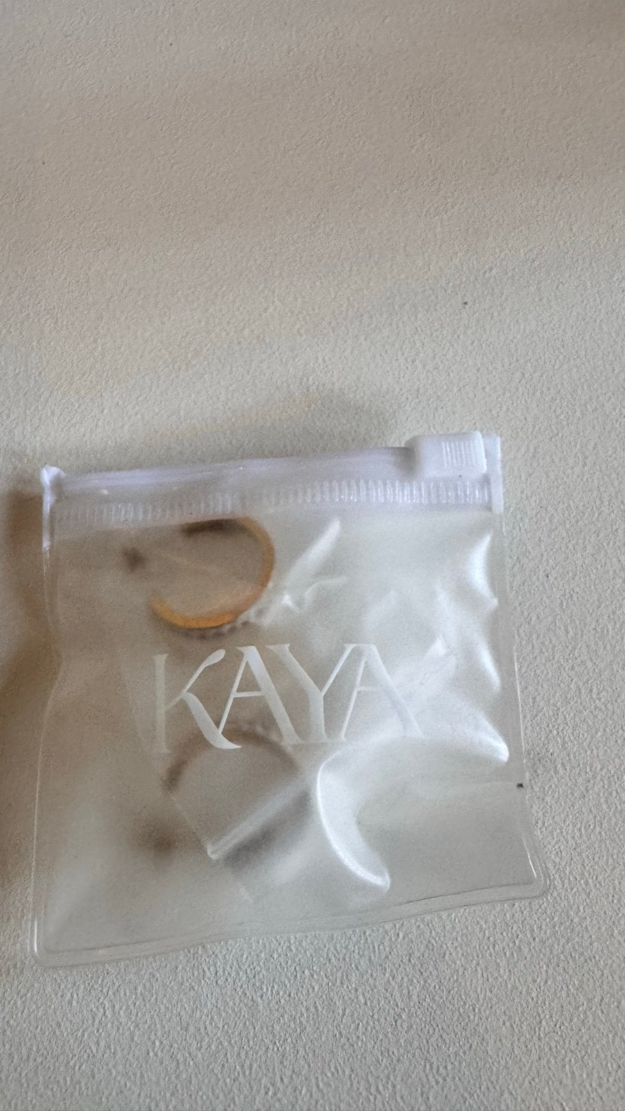 KAYA Oorbellen Goudkleurig met  Strass NIEUW, Overige materialen, Hangers, Nieuw, Ophalen of Verzenden
