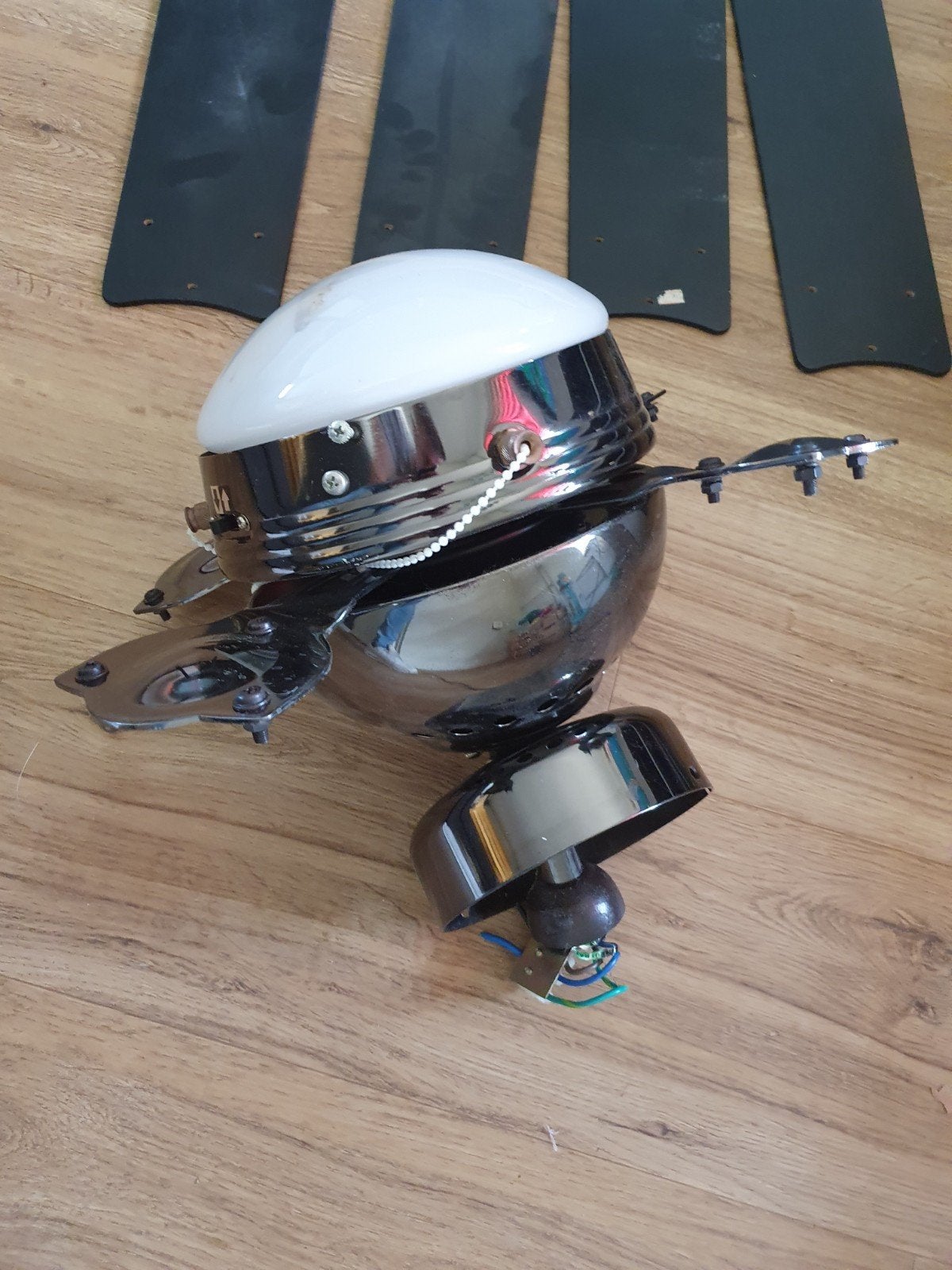 Plafondventilator met verlichting - Zwart/Chroom, Ophalen, Gebruikt, Overige materialen, 50 tot 100 cm