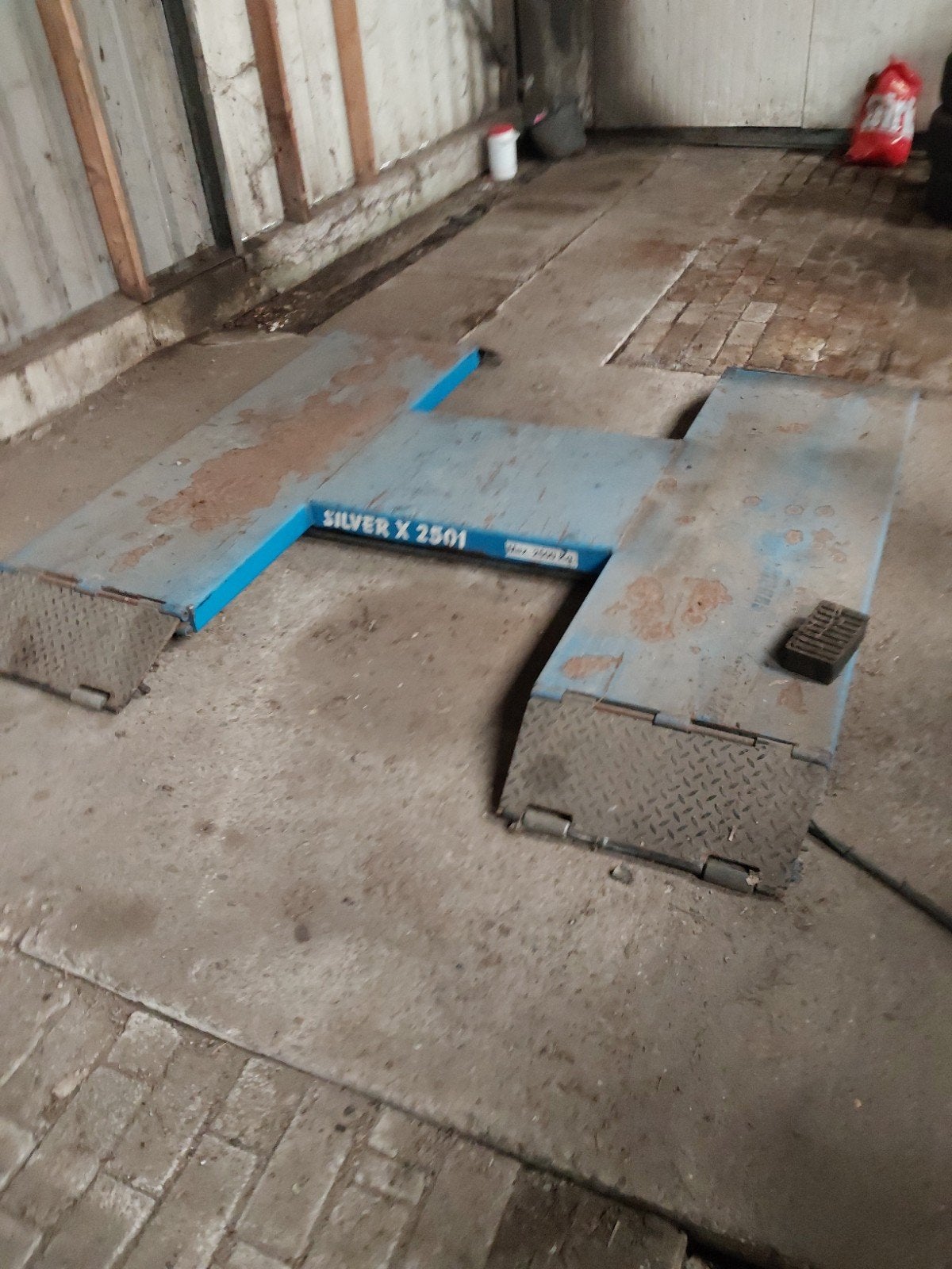 poetsbrug  380 v.   500 euro, Ophalen
