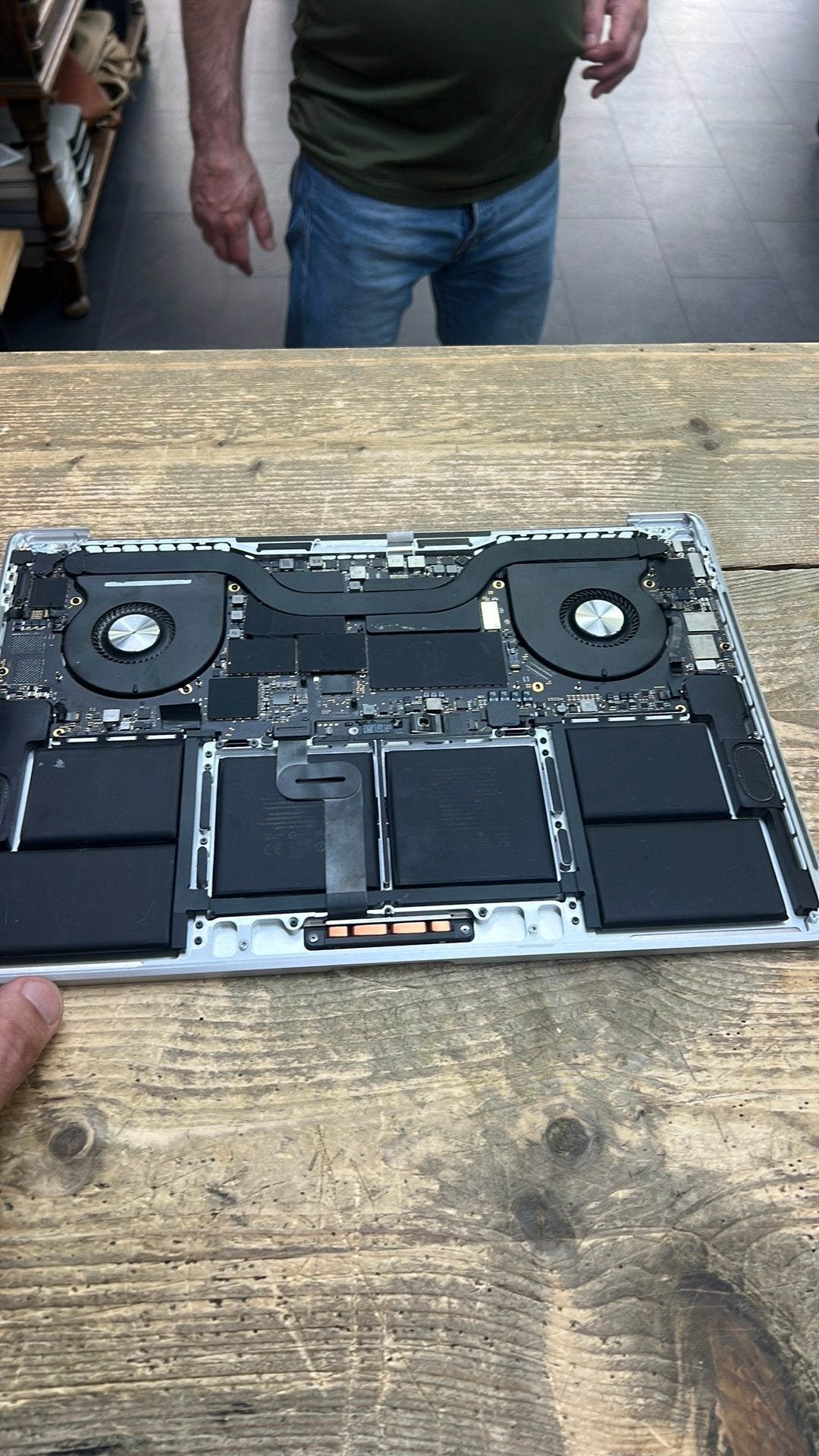 Logicboerd A2141 16 inch macbook, Computers en Software, 2311cp, Info@notebookandmore.nl, Mac only, Refurbished