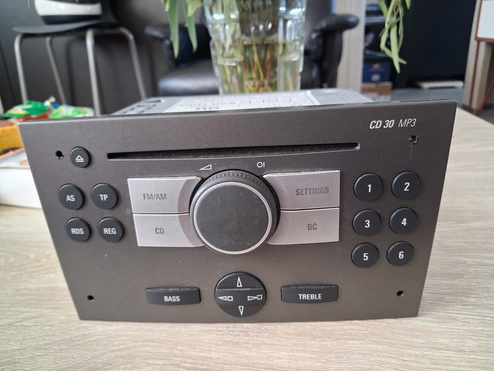 Blaupunkt CD 30 MP3 autoradio voor Opel, Ophalen of Verzenden, Gebruikt