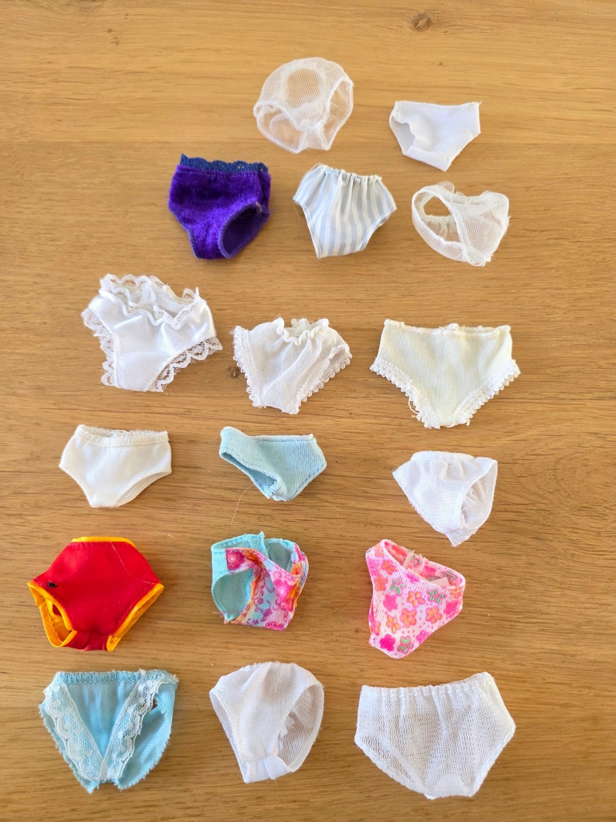 Ondergoed/bikinibroekjes voor Barbie, Ophalen of Verzenden, Gebruikt, Accessoires