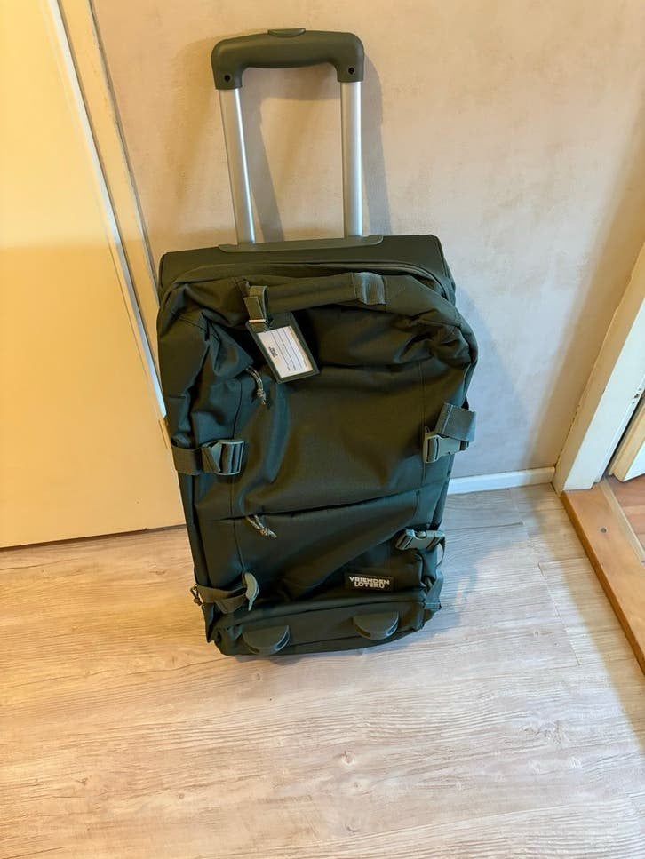 Stevige groene reiskoffer met wieltjes Nieuw, Ophalen, 30 cm of meer, Nieuw, 60 tot 80 cm