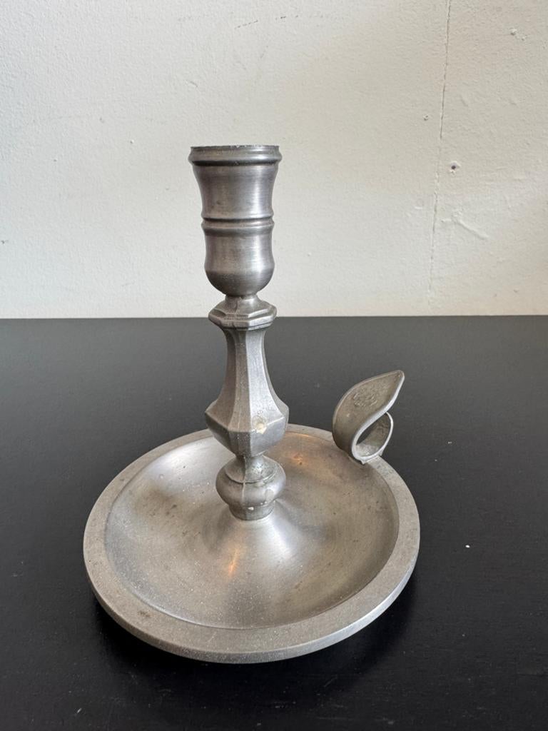 Antieke tinnen kandelaar, Antiek en Kunst, Antiek | Kandelaars, Ophalen of Verzenden, Overige materialen