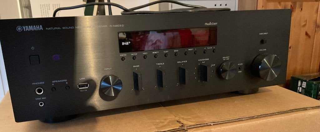 Yamaha R-N803D reciever, Ophalen, Yamaha, Zo goed als nieuw, 120 watt of meer