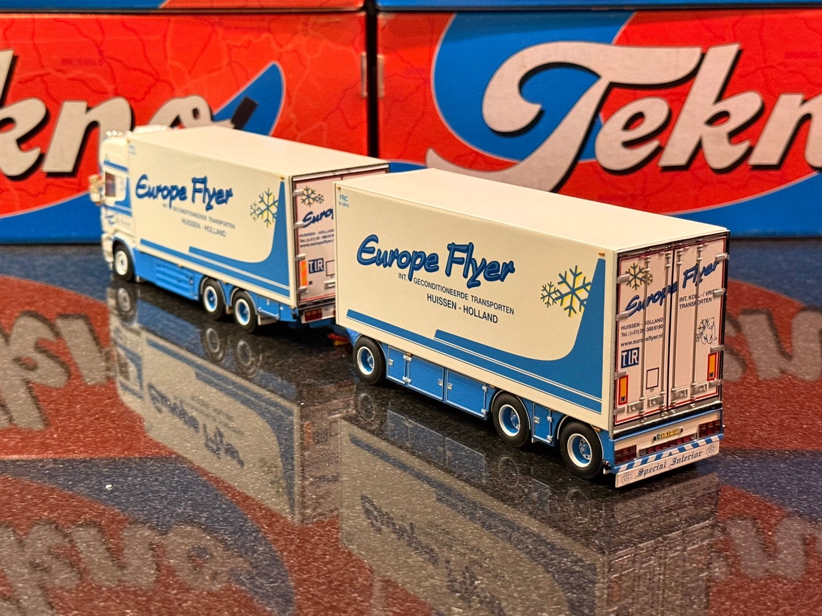 WSI - Scania topline Europe Flyer combi, Verzenden, Zo goed als nieuw, Bus of Vrachtwagen, Wsi