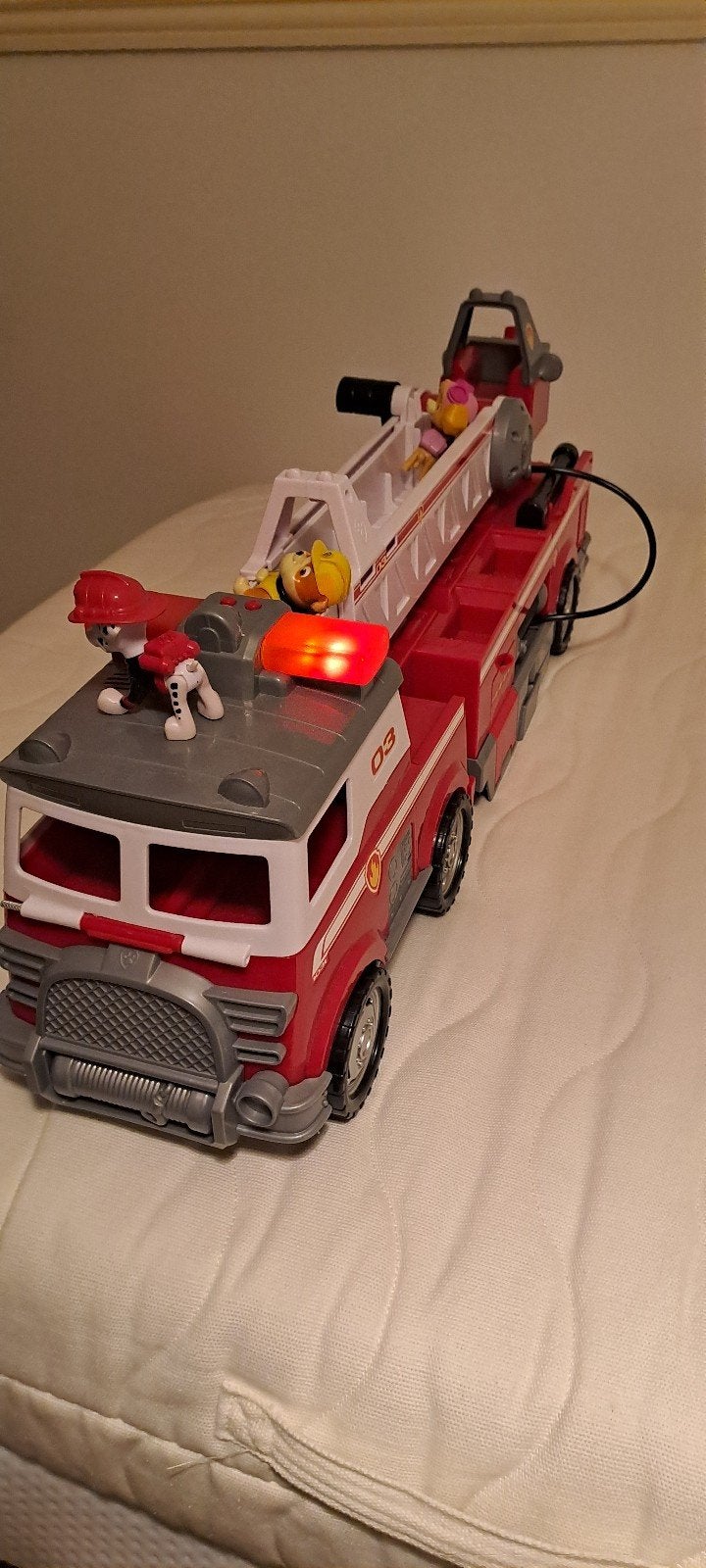 Paw Patrol Ultimate Rescue Brandweerwagen met Figuren, Ophalen, Gebruikt