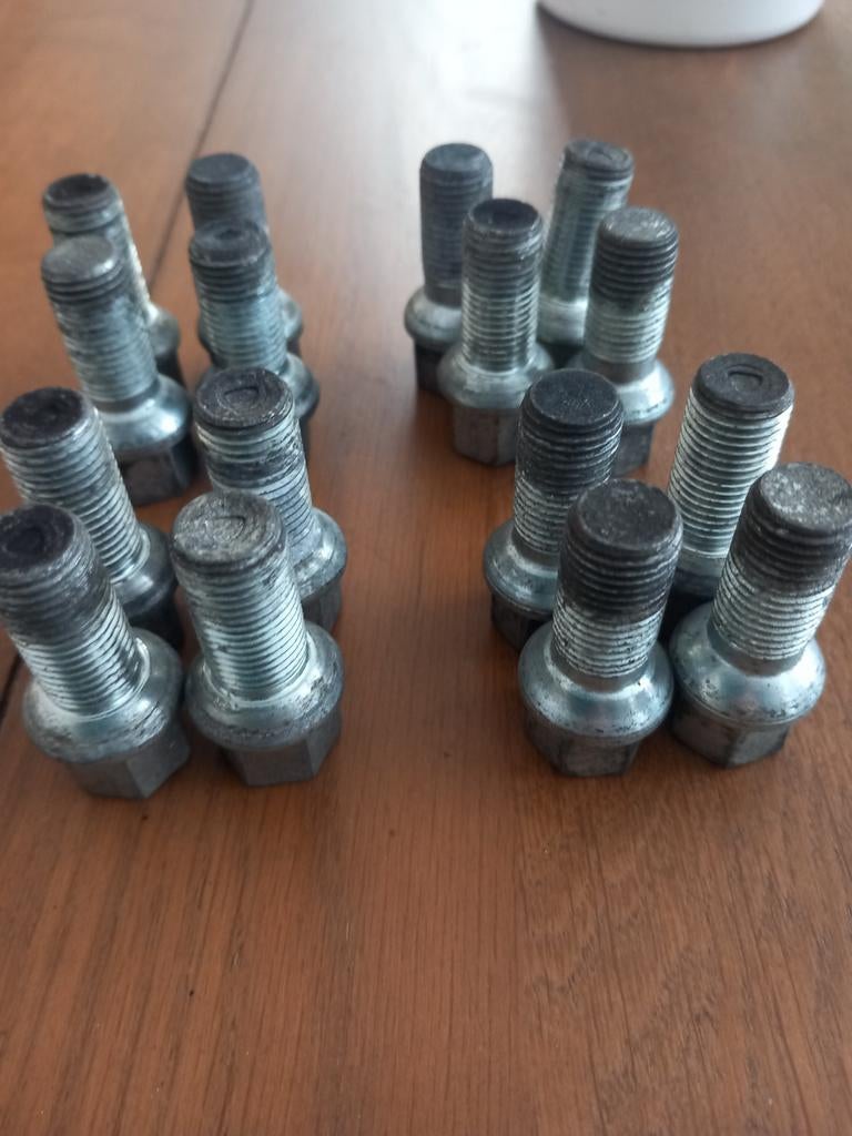 16 wielbouten, Auto-onderdelen, Klein materiaal, Ophalen of Verzenden, Volkswagen
