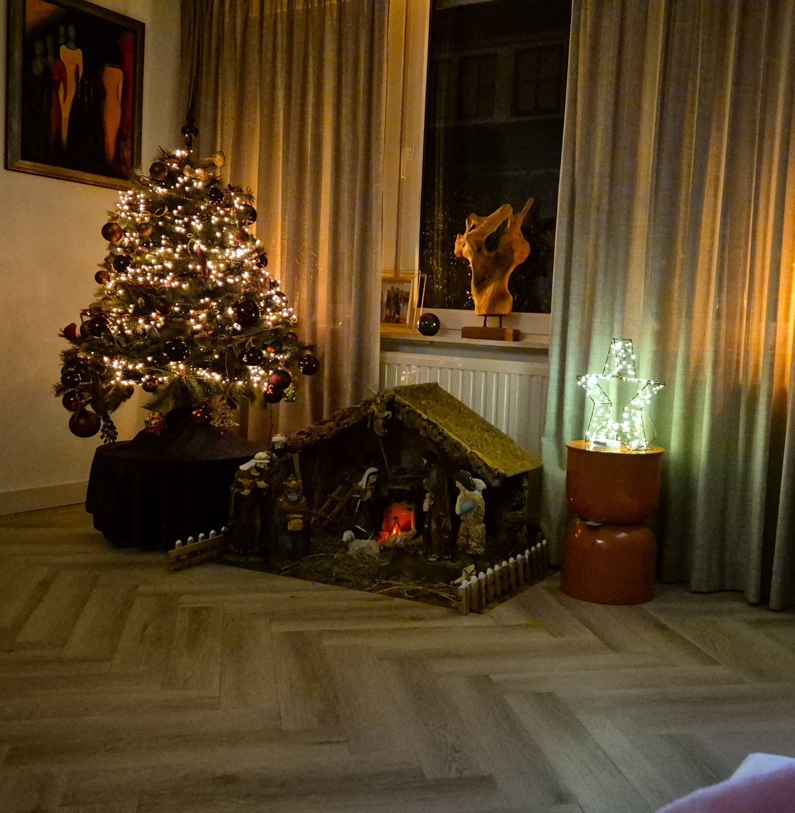 grote kerststal helemaal compleet met beelden. zie foto's, Ophalen, Zo goed als nieuw