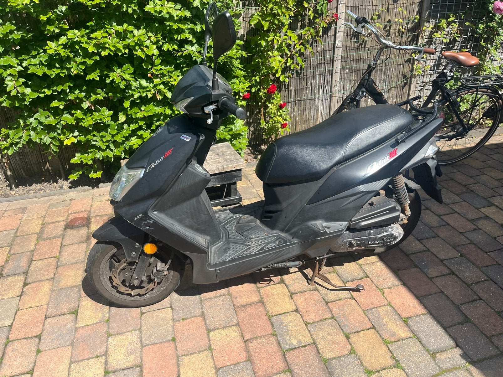Scooter, Fietsen en Brommers, Gebruikt, Maximaal 45 km/u, Ophalen of Verzenden, Orbit