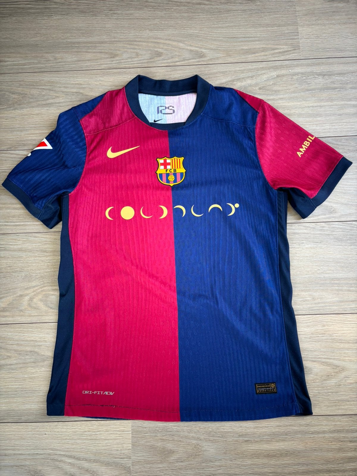 FC Barcelona Coldplay shirt - maat L, Maat L, Ophalen of Verzenden, Zo goed als nieuw, Shirt