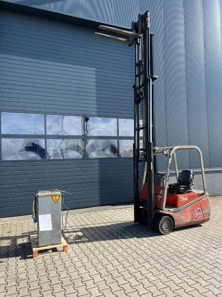 Cesab CBE 15T CESAB CBE 15T electric / triplex / sideshift, 1000 tot 2000 kg, Elektrisch, Heftruck, CESAB