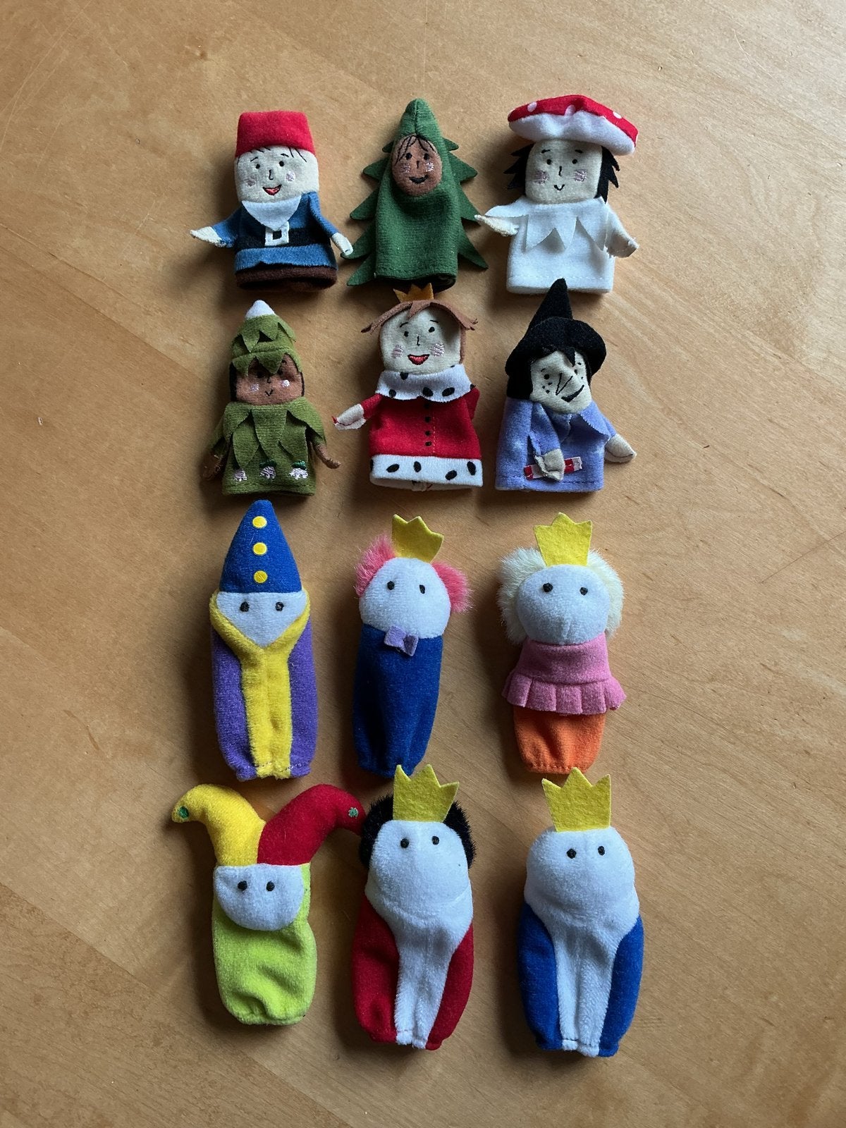 Set van 12 vingerpoppetjes: Ikea, Gebruikt, Overige typen, Ophalen of Verzenden, Meerkleurig
