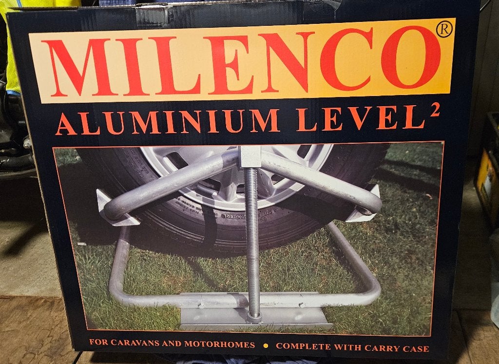Milenco aluminium leveller voor caravan en camper, Ophalen, Nieuw