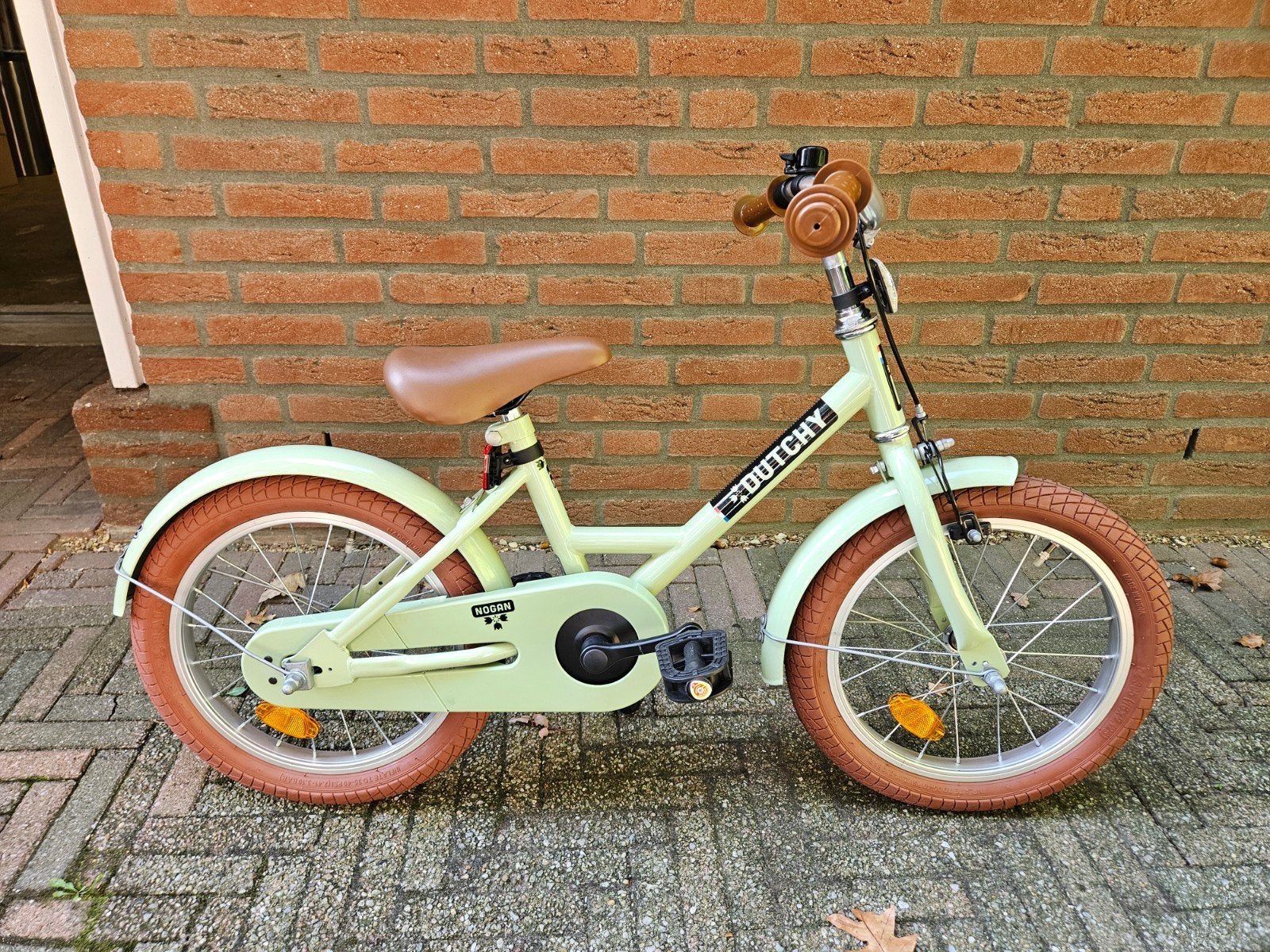 Nogan Dutchy kinderfiets 16 inch nieuw, Ophalen, Gebruikt, 16 tot 20 inch, Zijwieltjes