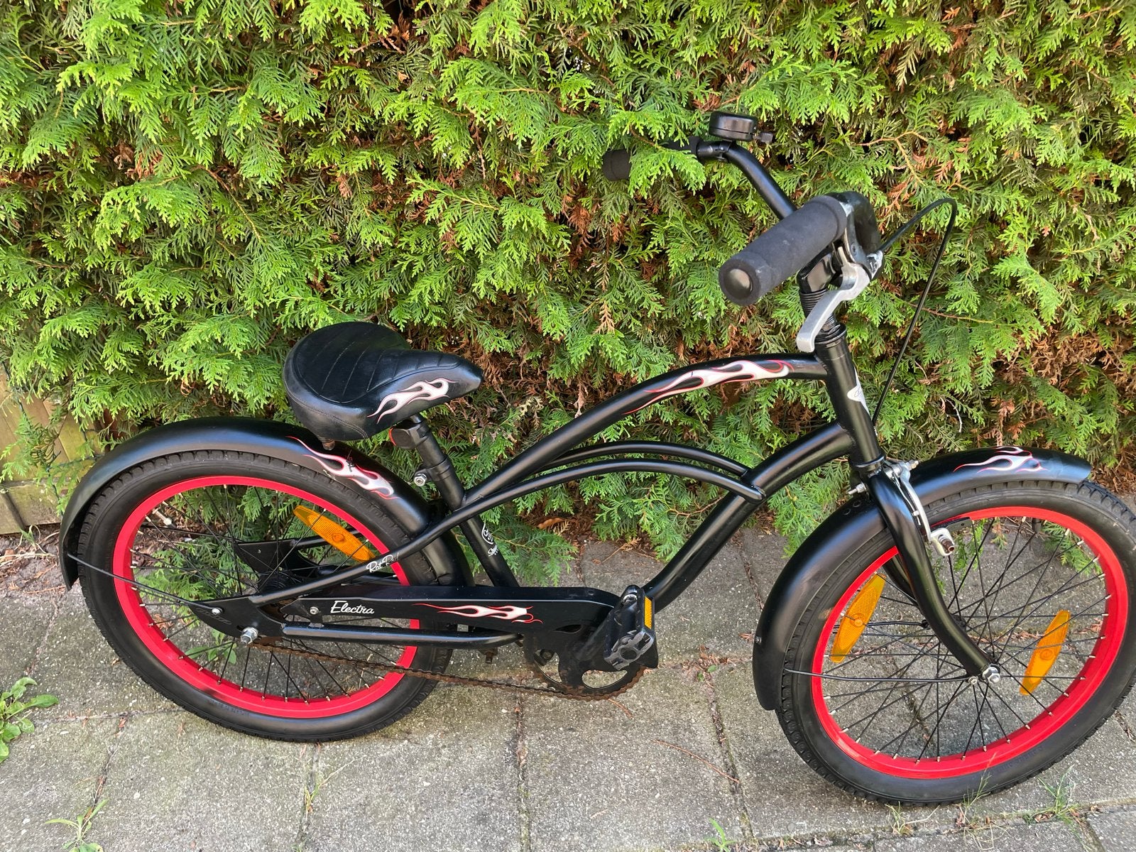 Electra Cruiser kinderfiets met vlammen - 20 inch, Fietsen en Brommers, Ophalen of Verzenden, Gebruikt, Terugtraprem, 20 inch of meer
