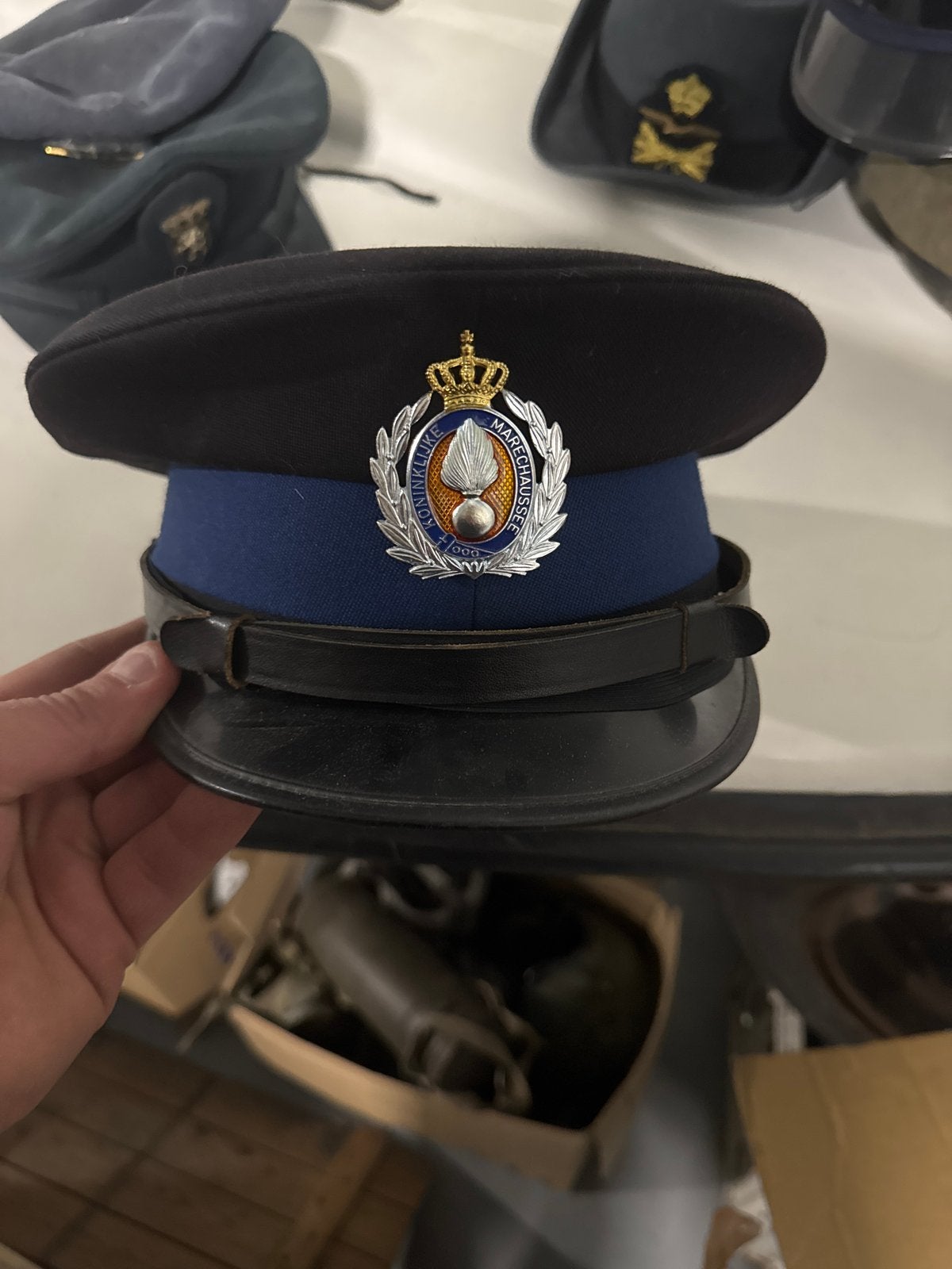 Originele Koninklijke Marechaussee Pet, Verzamelen, Ophalen of Verzenden, Marechaussee, Nederland, Helm of Baret