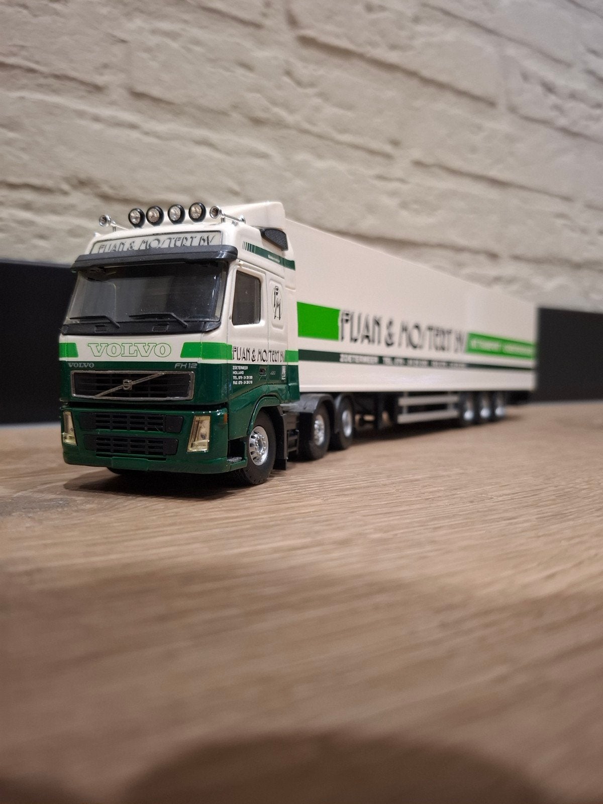 Tekno Volvo FH 6x2 Fijan en Mostert, Ophalen of Verzenden, Zo goed als nieuw, Truck, Overige merken